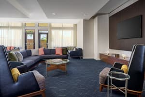 thumbnail: Lobby lounge