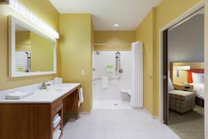 thumbnail: Bathroom shower