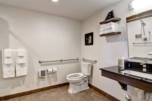 thumbnail: Bathroom amenities