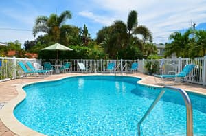 thumbnail: Outdoor pool