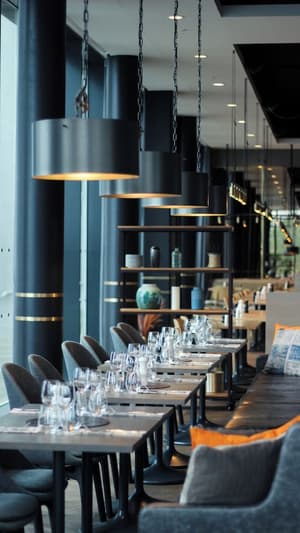 thumbnail: Restaurant