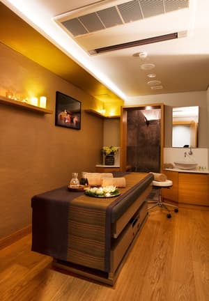 thumbnail: Interior