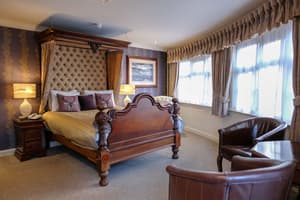 thumbnail: Room