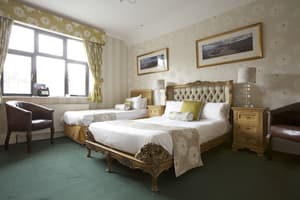 thumbnail: Room