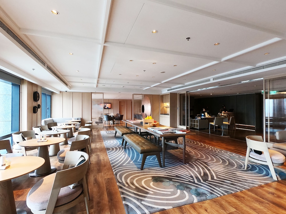 Executive lounge