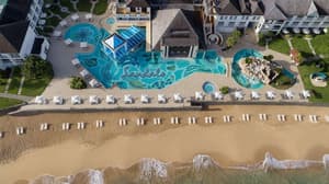 thumbnail: Outdoor pool