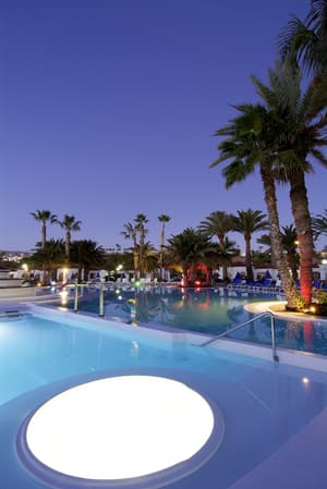 thumbnail: Outdoor pool