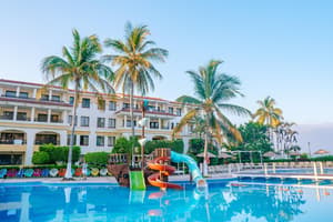 thumbnail: Outdoor pool