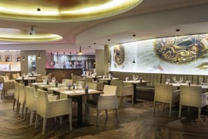 thumbnail: Restaurant