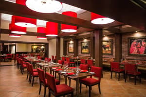 thumbnail: Restaurant