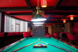 thumbnail: Restaurant