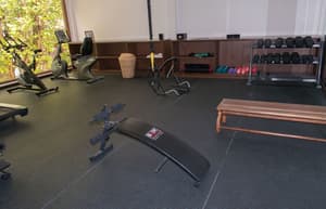 thumbnail: Bar (on property)
