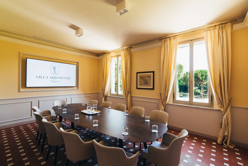 Meeting facility