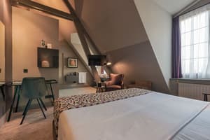 thumbnail: Room