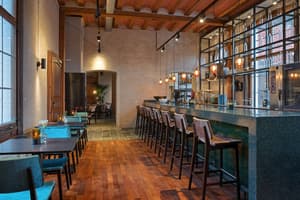thumbnail: Bar (on property)