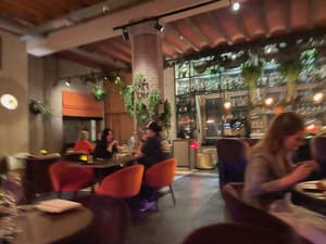 thumbnail: Restaurant