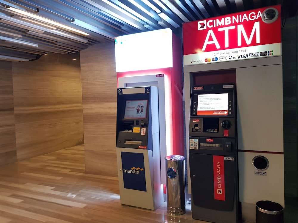 ATM/banking on site