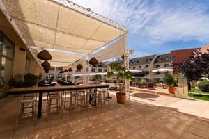 thumbnail: Terrace/patio