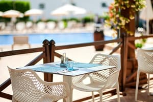 thumbnail: Restaurant