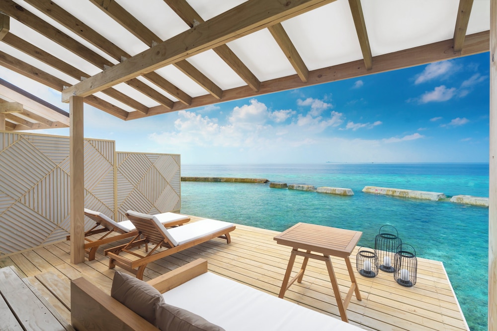 Sundeck