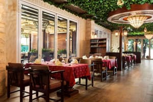 thumbnail: Restaurant