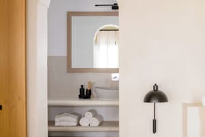 thumbnail: Interior detail