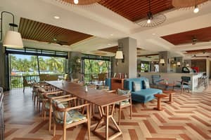 thumbnail: Restaurant