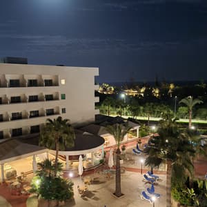 thumbnail: Exterior