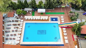 thumbnail: Pool