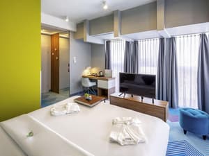 thumbnail: Room