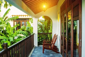 thumbnail: Interior