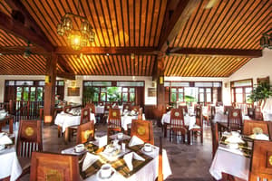 thumbnail: Restaurant