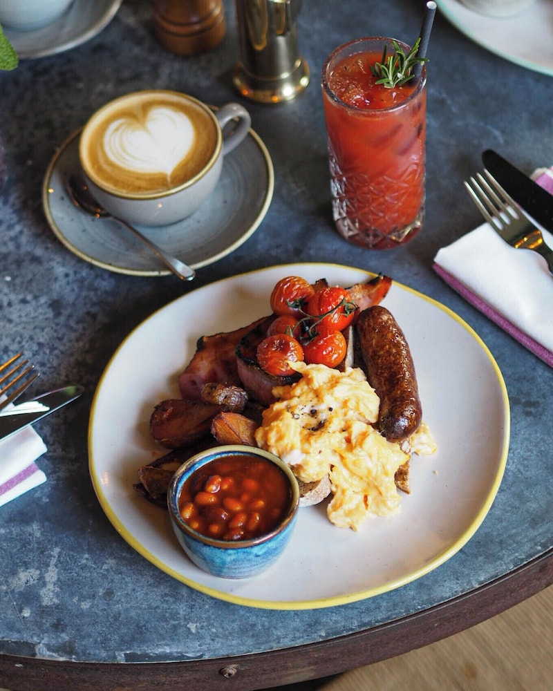 Breakfast meal