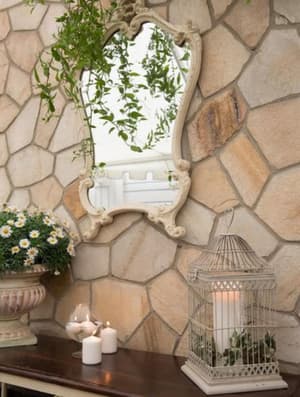 thumbnail: Interior detail