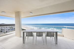 thumbnail: Terrace/patio