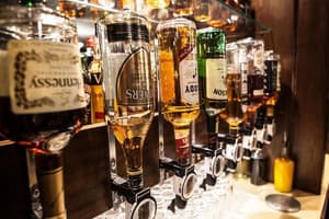 thumbnail: Bar (on property)