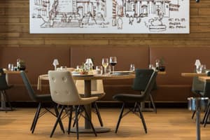 thumbnail: Restaurant
