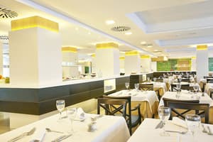 thumbnail: Restaurant