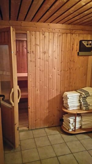 thumbnail: Sauna