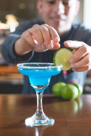 thumbnail: Bar (on property)