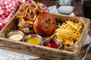thumbnail: Restaurant