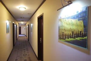 thumbnail: Hallway