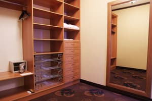 thumbnail: Room amenity