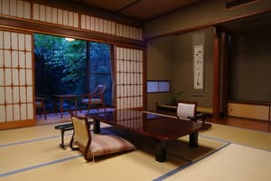thumbnail: In-room dining