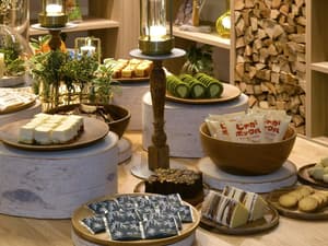 thumbnail: Breakfast buffet