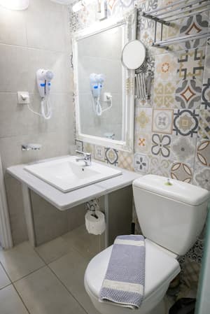 thumbnail: Bathroom