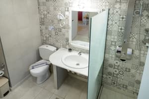 thumbnail: Bathroom