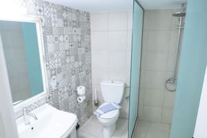 thumbnail: Bathroom