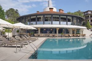 thumbnail: Outdoor pool