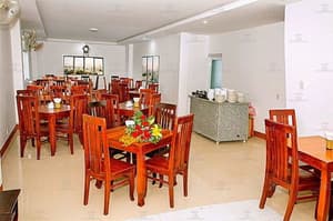 thumbnail: Breakfast area